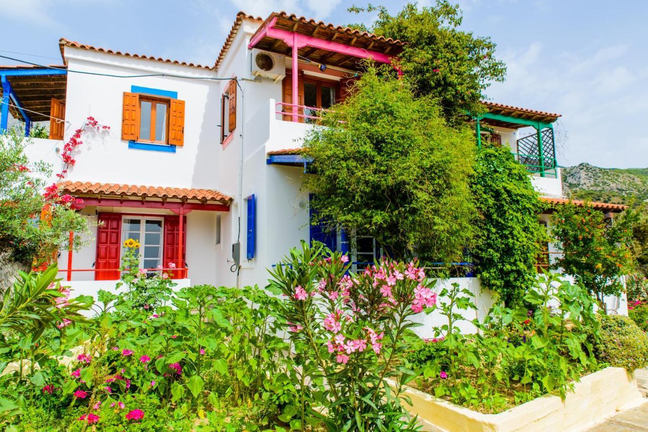 Sunflowers Apartments Marathokampos Exterior photo